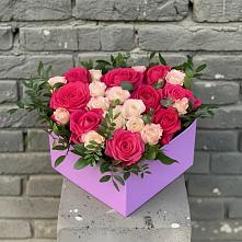 Цветочная композиция из Розы в коробке в Новозыбкове