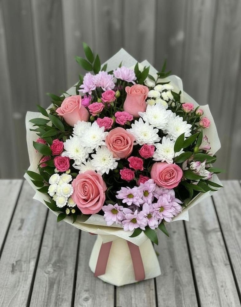 Букет цветов из: Альстромерии, Гвоздики, Розы и Хризантемы в Новозыбкове