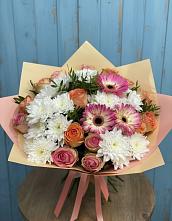 Букет цветов из:  Розы, Герберы и Хризантемы в Новозыбкове