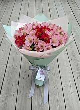 Букет цветов из:  Альстромерии в Новозыбкове