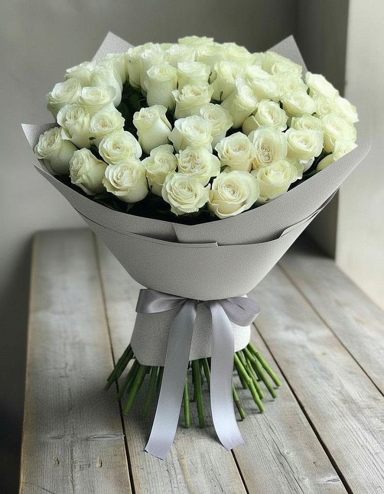 Букет 35 Белых роз в Новозыбкове