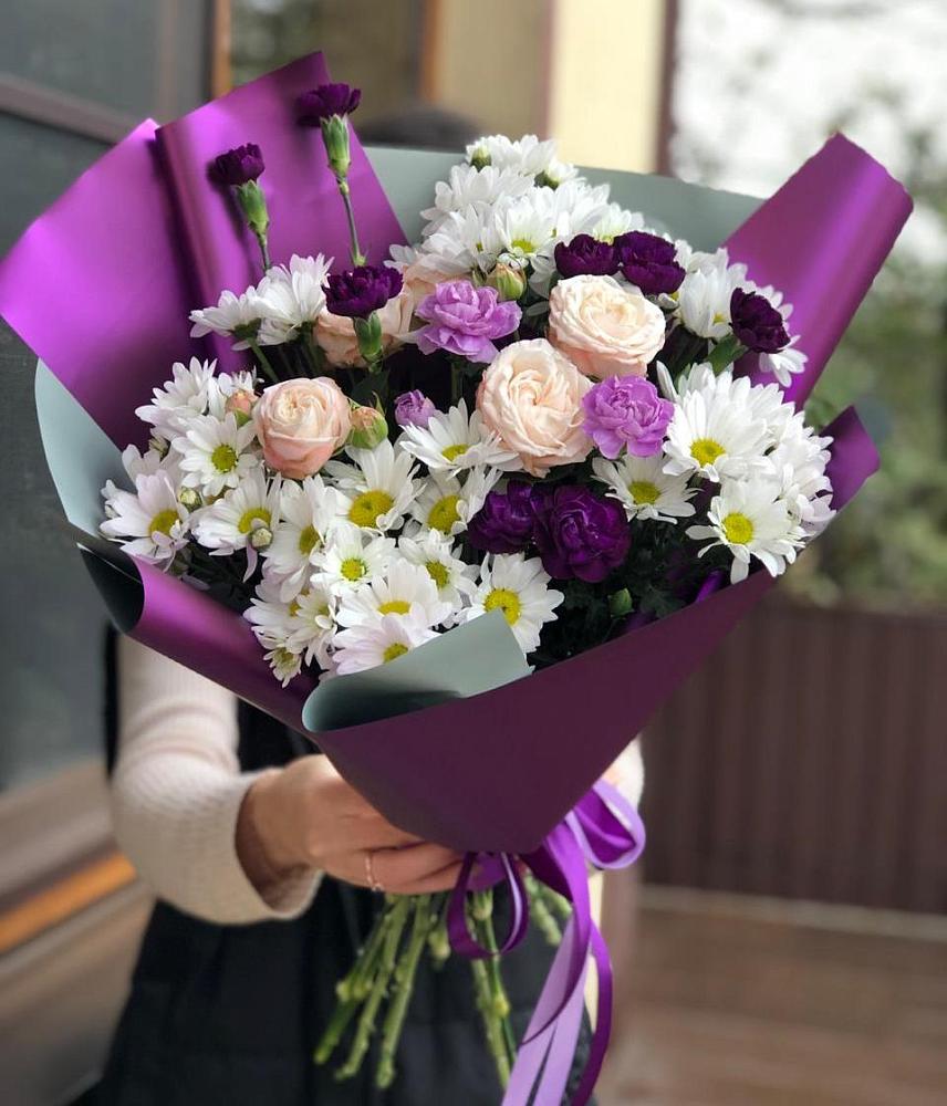 Букет цветов из: Хризантемы, Гвоздики и Розы в Новозыбкове