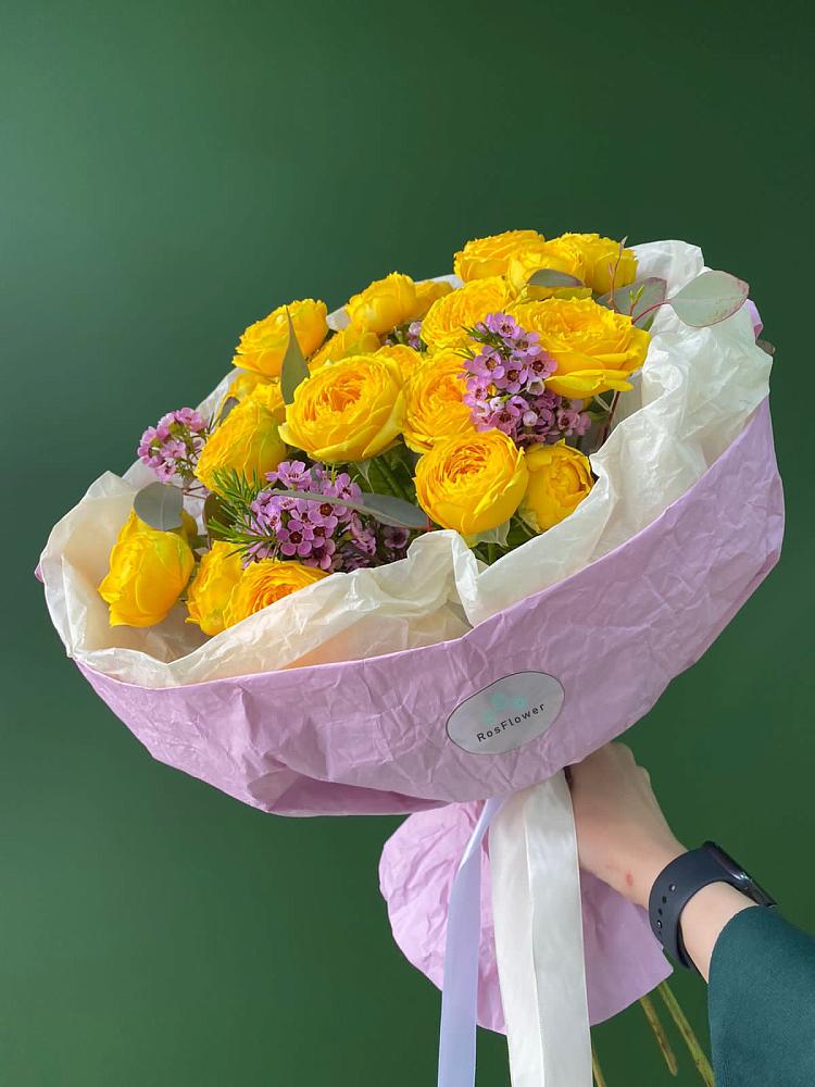 Кустовые желтые розы в Новозыбкове Букет Кустовые желтые розы в Новозыбкове