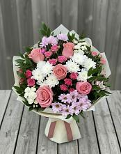 Букет цветов из:  Альстромерии, Гвоздики, Розы и Хризантемы в Новозыбкове
