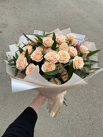 Букет Кремовые розы Латте в Новозыбкове