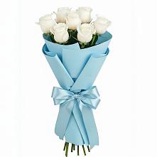 Букет 7 белых роз Проуд в Новозыбкове