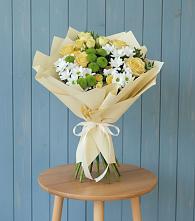 Букет цветов из:  Хризантемы и Розы в Новозыбкове